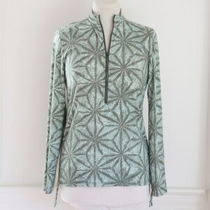 Carve Designs Long Sleeve Cruz Rashguard Sun Shirt in Moss Makai Size Small